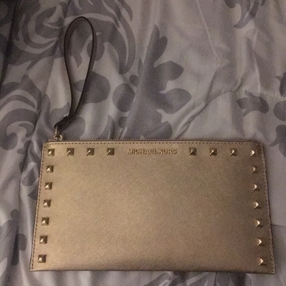 Michael Kors Handbags - BRAND NEW NEVER USED!!